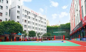 【学校实力】选择比努力更重要！春季预报名来重庆万通就对了！